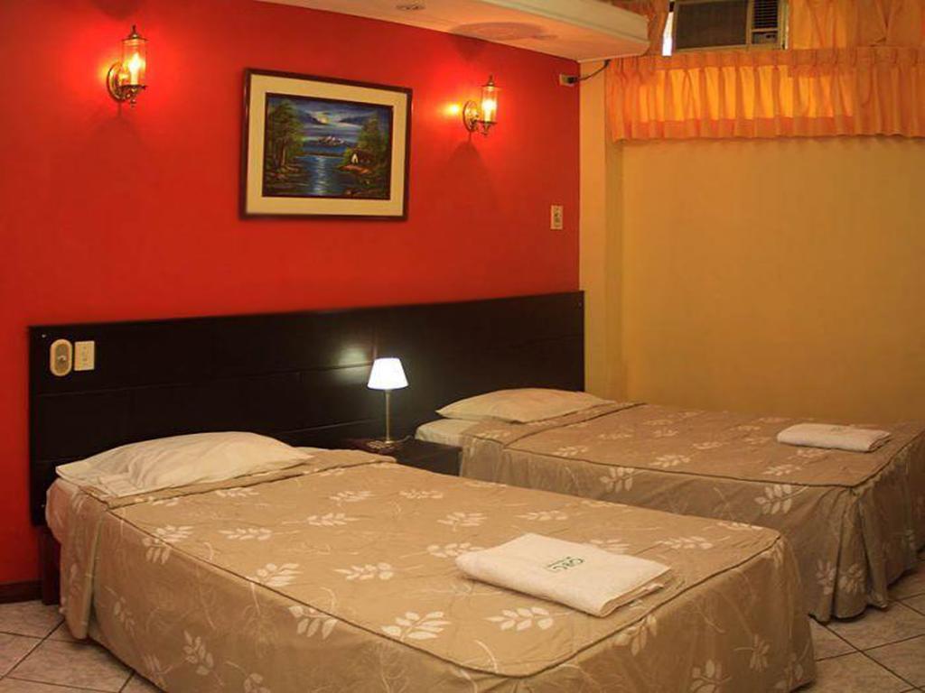 Hotel & Suites La Posada De Lobo 伊基托斯 外观 照片